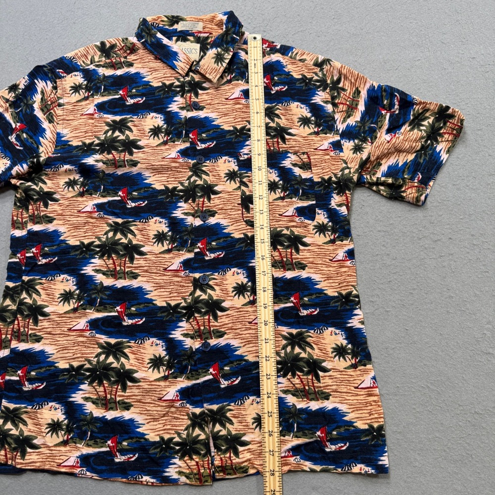 Classics Rayon Hawaiian Shirt Men's Medium Tropical Sailboat Button Down Vintage - Picture 3 of 5